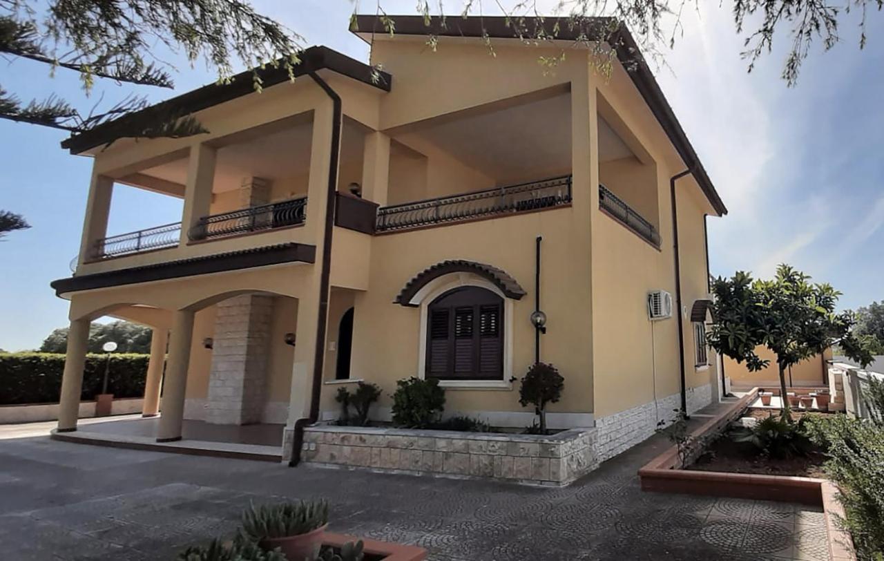 Villa Bice Пулзано Екстериор снимка