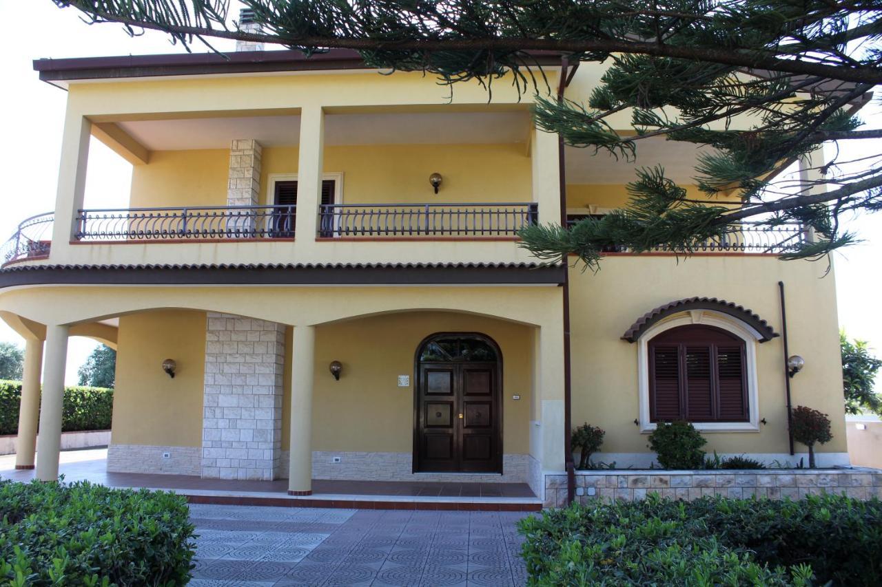 Villa Bice Пулзано Екстериор снимка